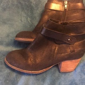 Dolce vita ankle boots size 7. Barely worn